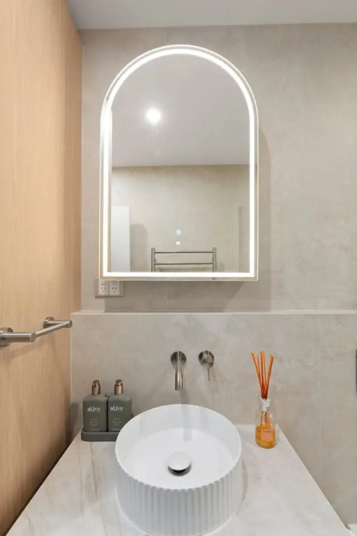 Coastal Living 2 Bedroom in Bondi Beach