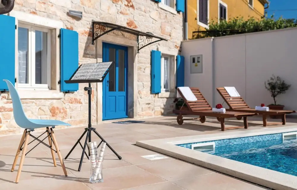 Nice Home in Peruski With Wifi and 3 Bedrooms