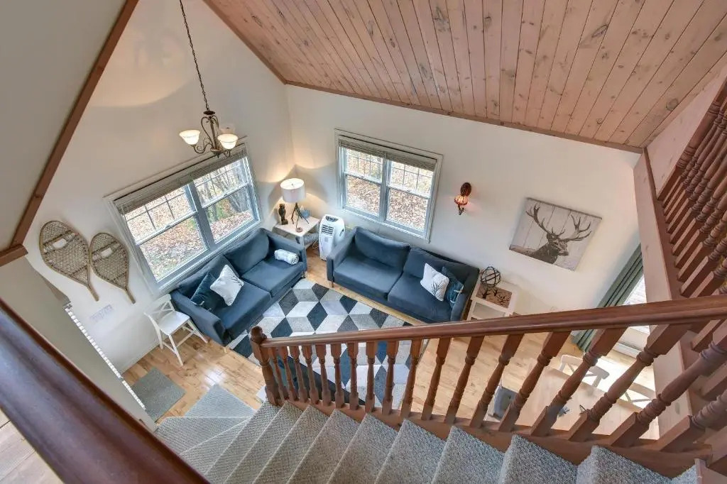 The Golf & Mountain View Retreat by Instant Suites