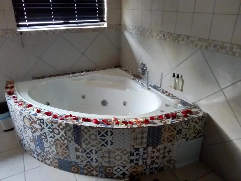 Africa Paradise Airport Boutique Hotel