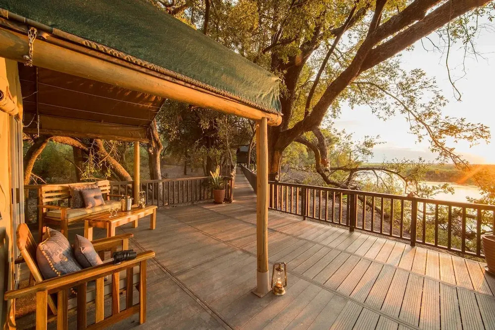 Xaro Lodge