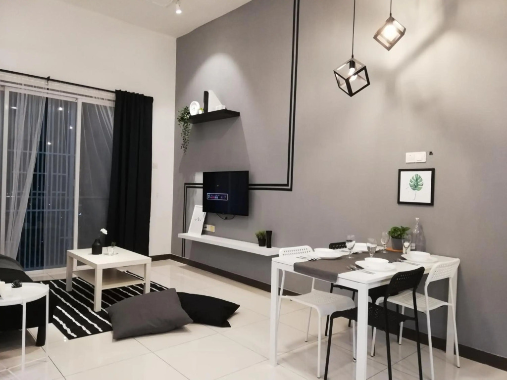 Puchong Skypod Residence, High Floor Balcony Unit, Walking Distance to IOI Mall, 10min Drive to Sunway
