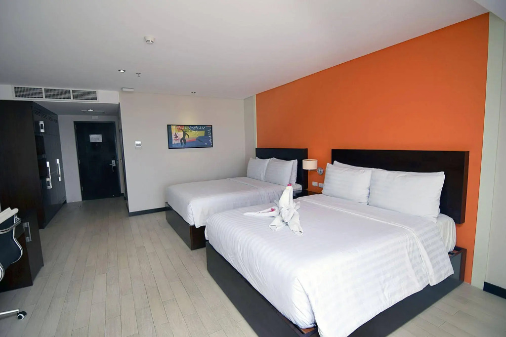 Thunderbird Resorts - Poro Point