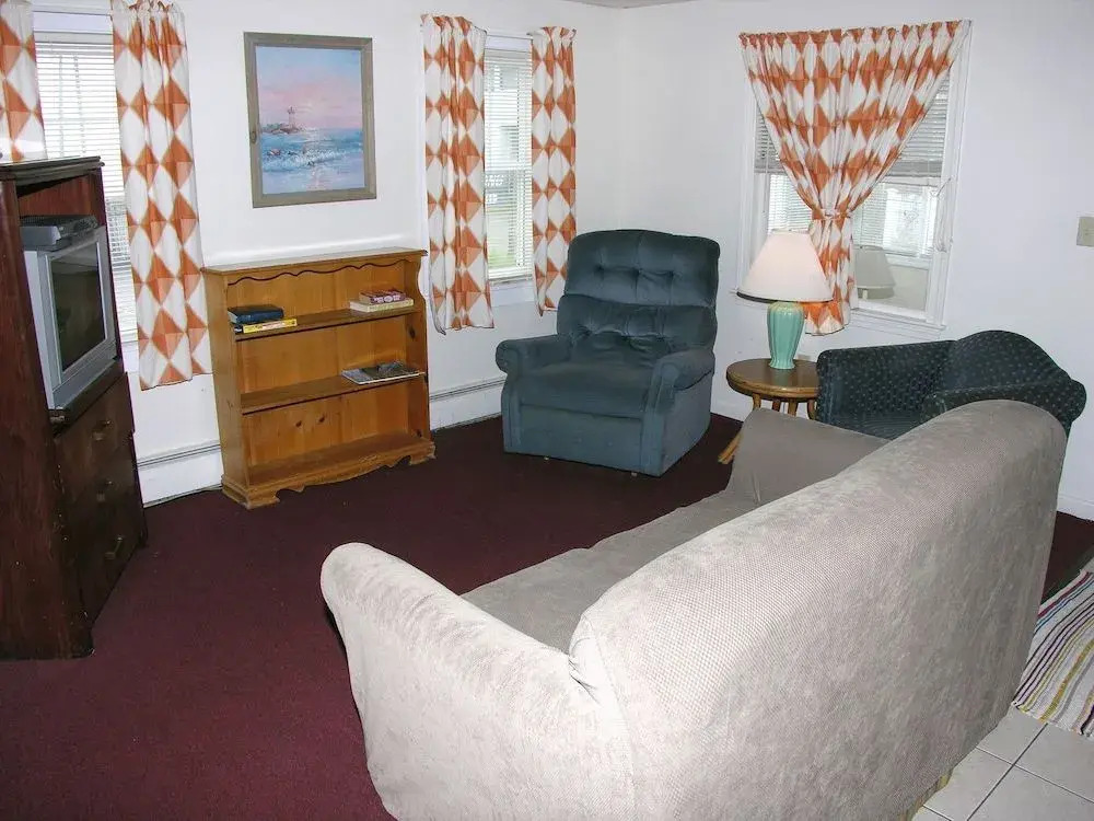 Alouette Beach Resort Economy Rooms