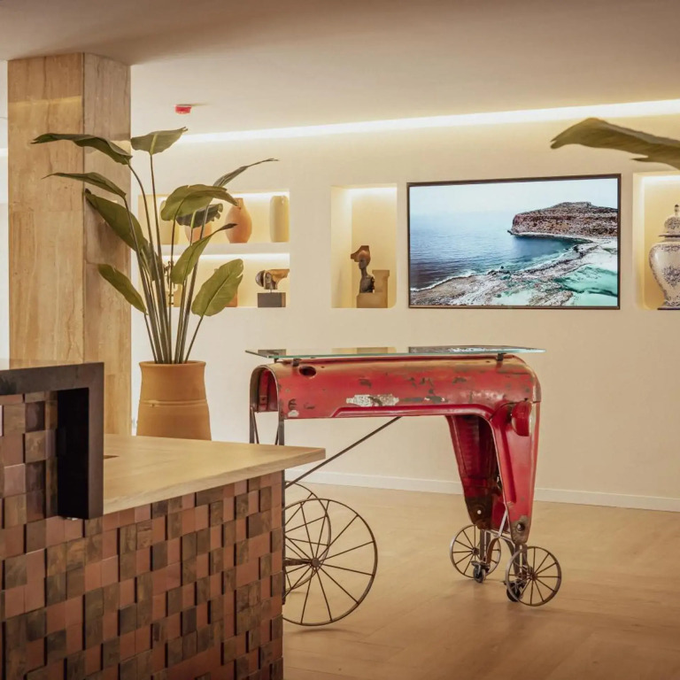 Buendia Suites