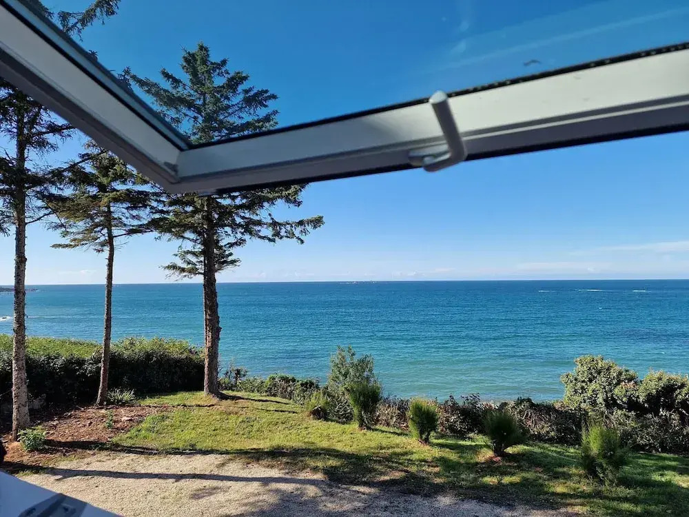 House in Plougasnou near Stunning Beaches