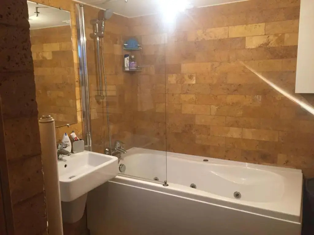 Apartament la curte Reset Club
