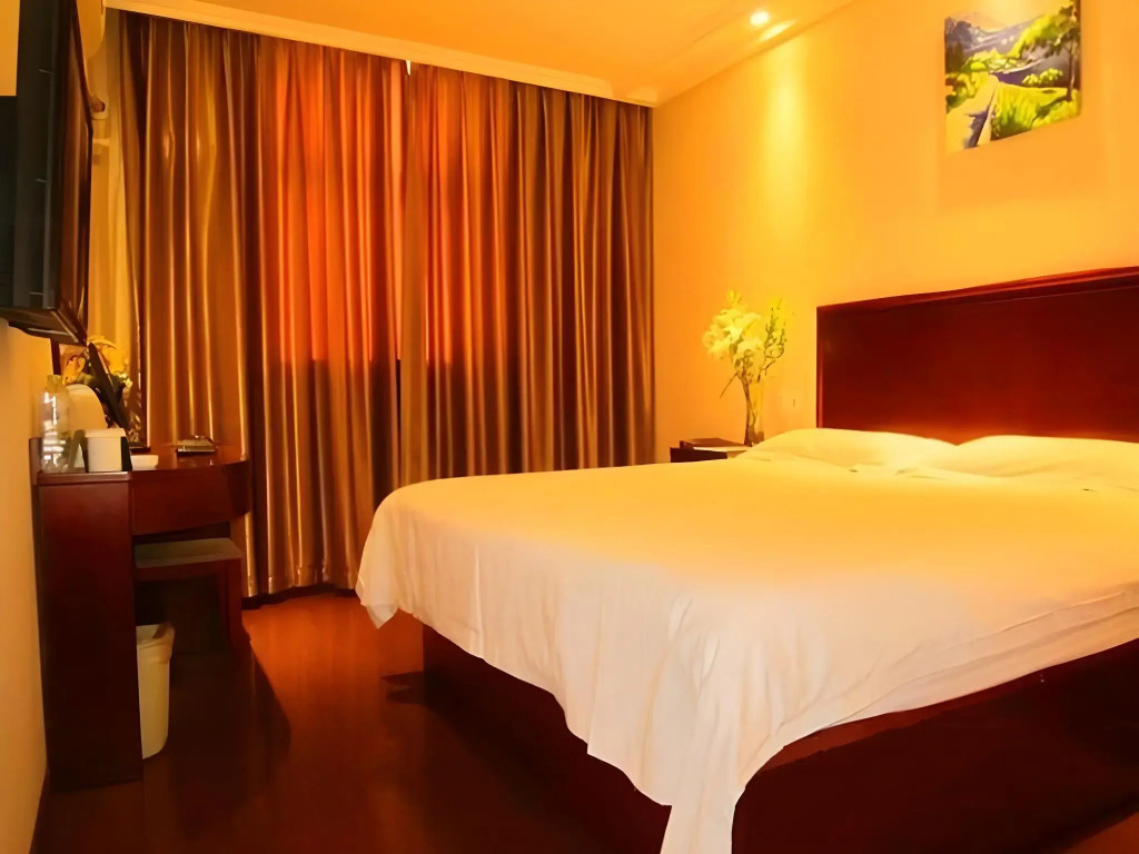 GreenTree Inn Beijing Fangshan Liangxiang Suzhuang Express Hotel