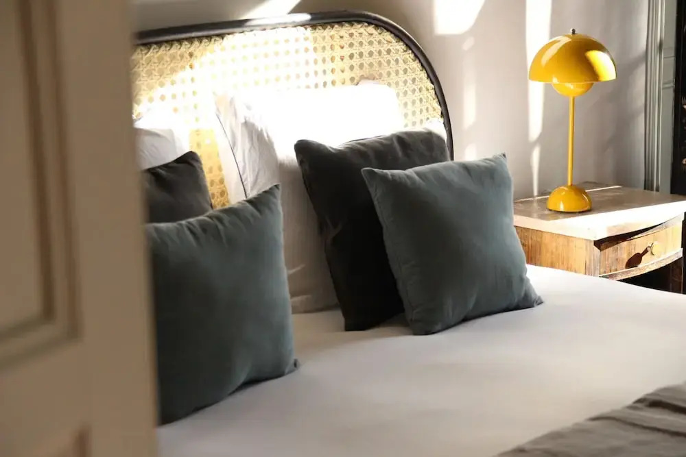 Maison Sumiane - Maison d hotes et locations avec piscine