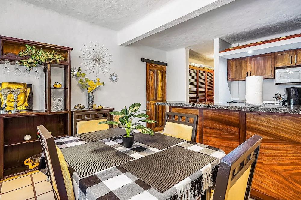 Cozy Apartment w/ Balcony, Pool Views, Free Wifi