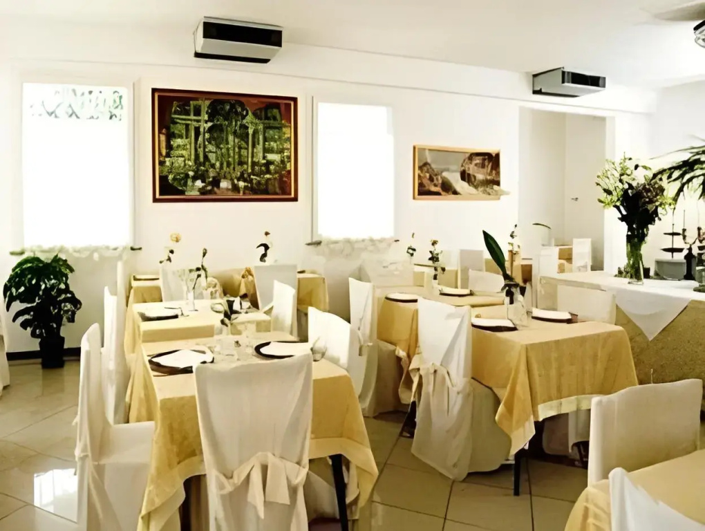 Hotel Villa Pina