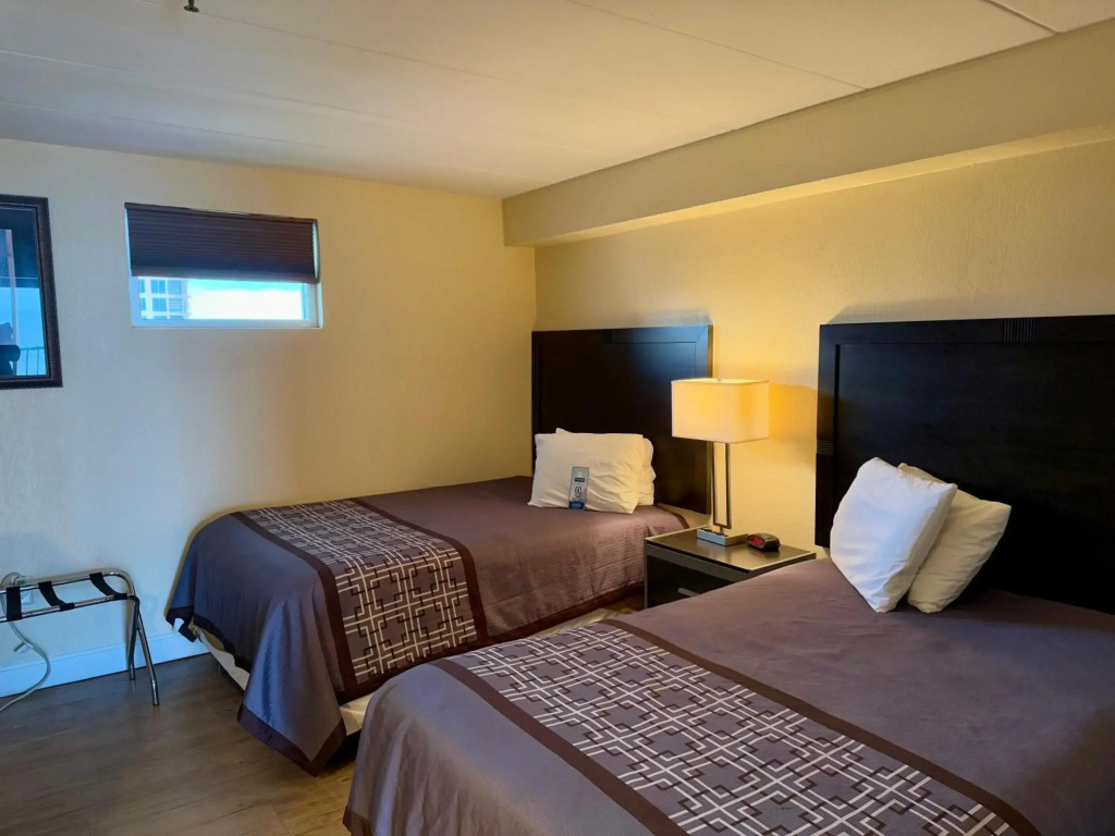 Aquarius Hotel