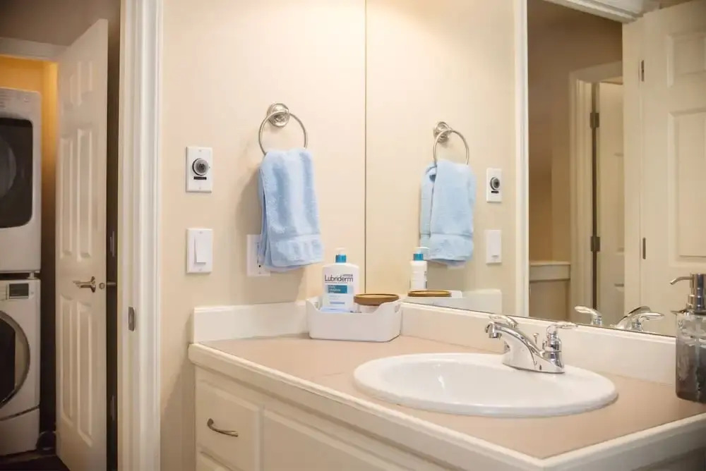 Modern Townhome in Heart of Seattle Capital Hill VR