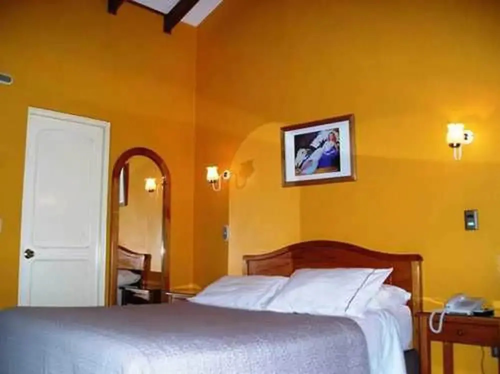 Hotelera Monteblanco Linares