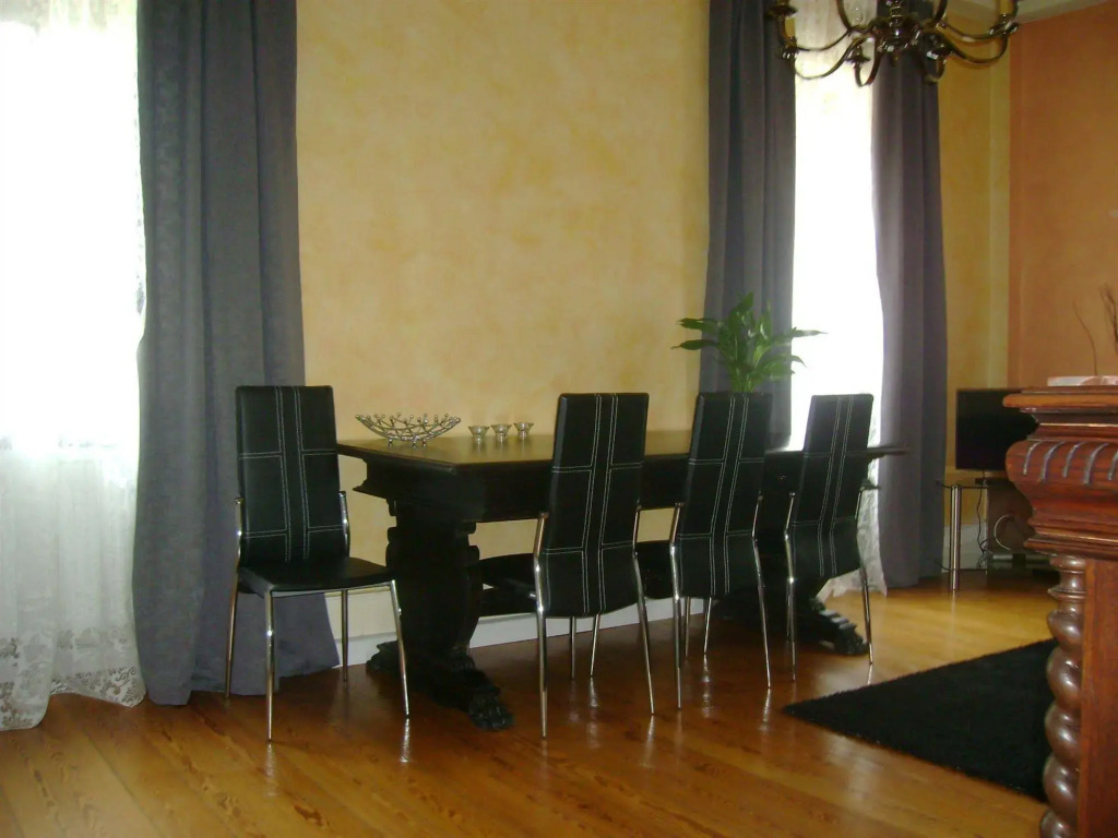 Du Russel Suite