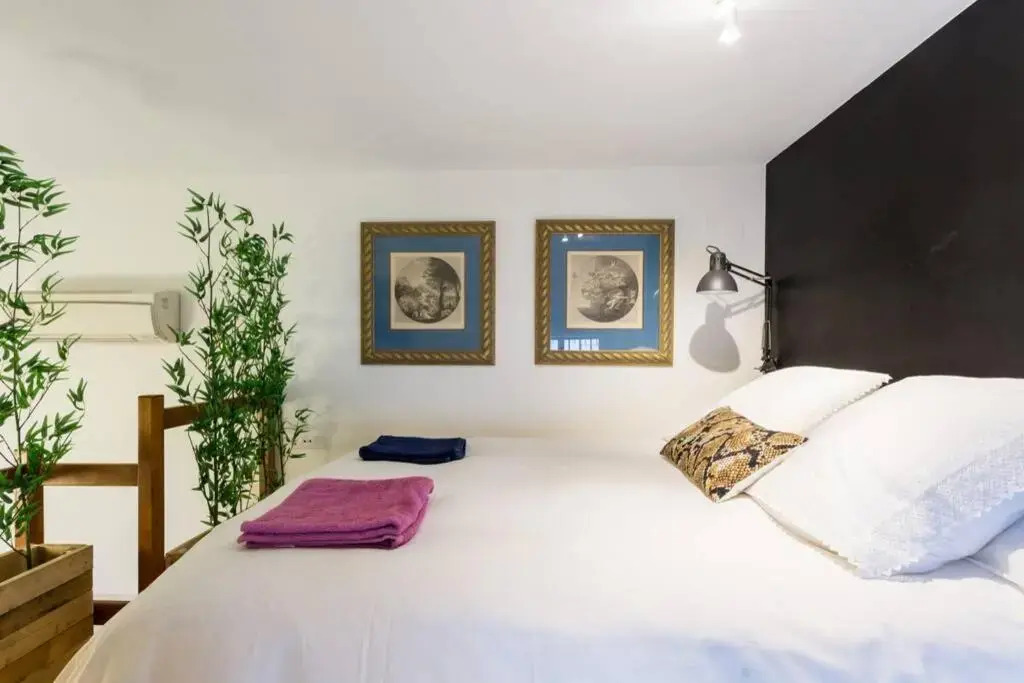 Pretty Duplex In Bohemian District-City Center