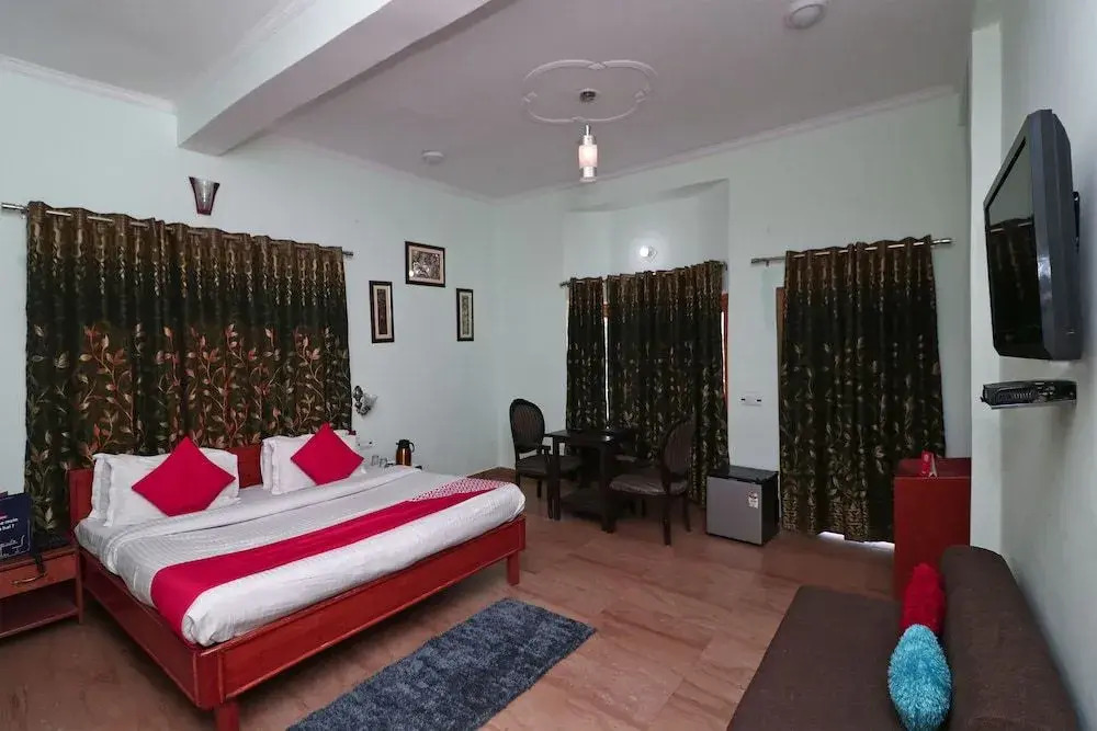 OYO 15170 Maa Gauri Resort