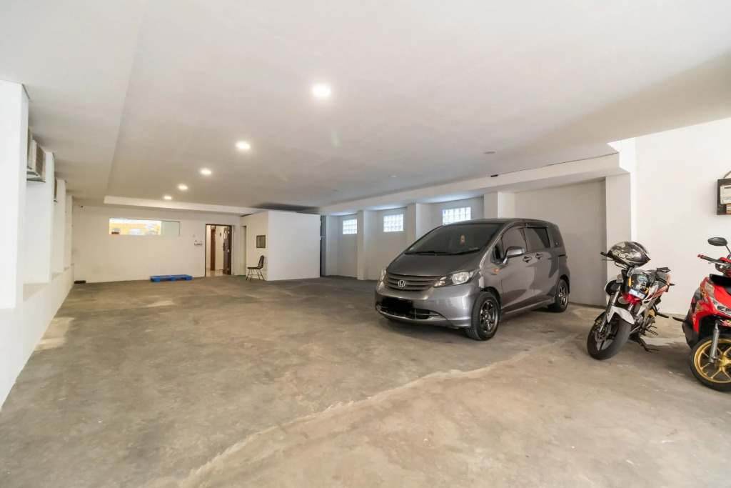 Urbanview Hotel Casa Kota Mangga Besar
