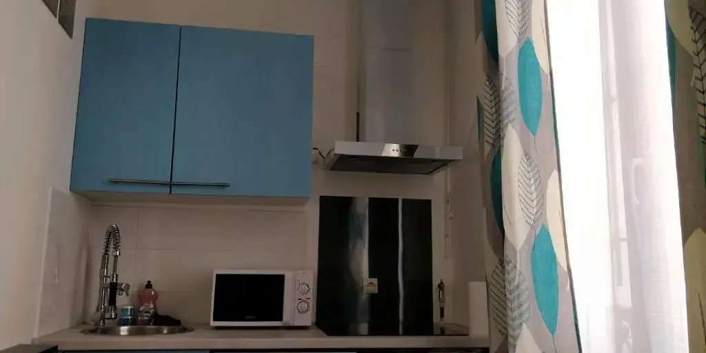 Modern apartment and studio near the metro