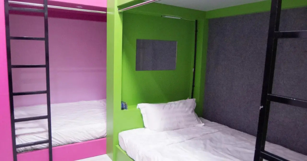 Color Creative Hotel - Hostel