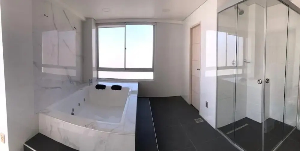 FRATELLI CORP APART HOTEL