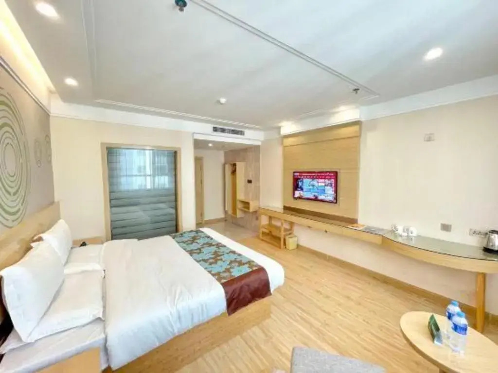GreenTree Inn Urumqi Airport Tianyi International City