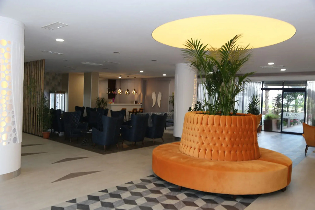 Elegance Resort Hotel & SPA Wellness-Aqua