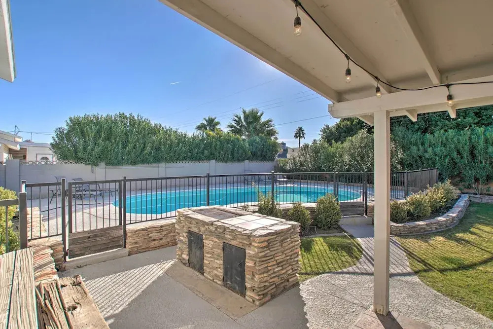 3 Mi to Old Town Scottsdale: Upscale Home w/ Pool!