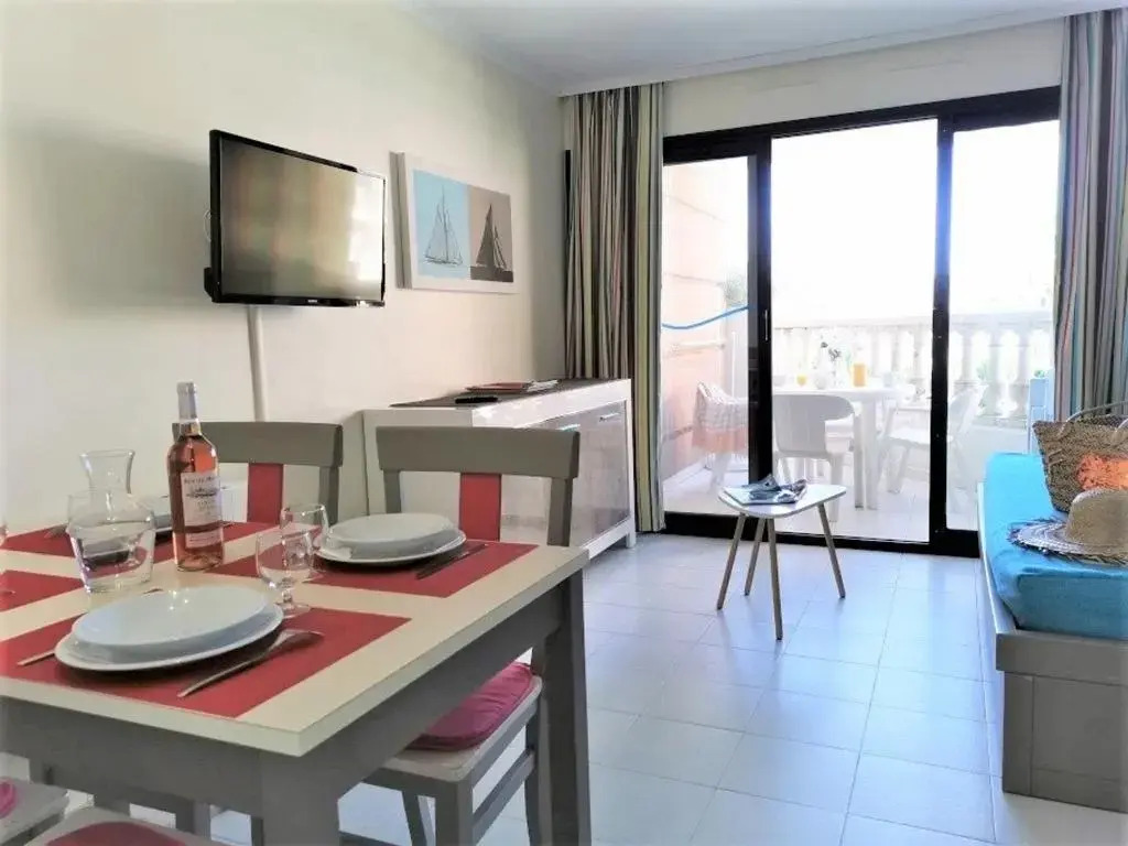 Appartement Cannes la Bocca, 2 pièces, 4 personnes - FR-1-609-34