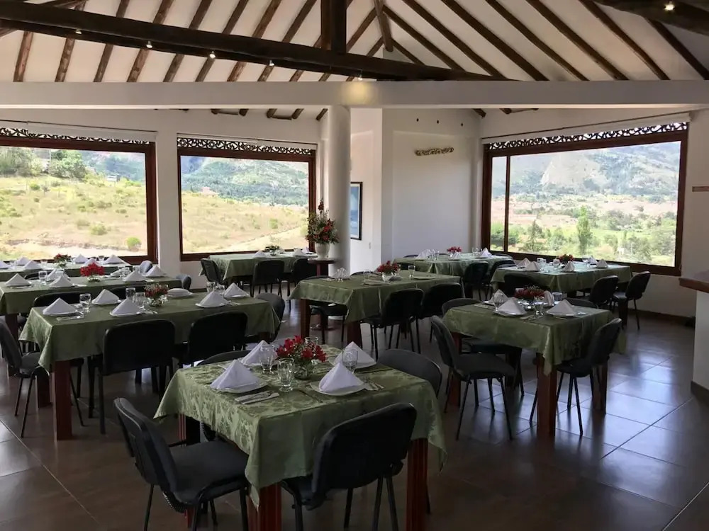 Hotel Puente Piedra