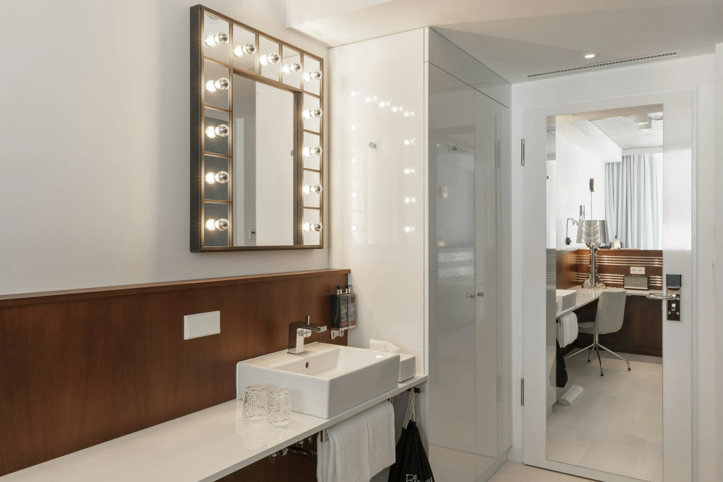 Ruby Ella Hotel Cologne by IHG