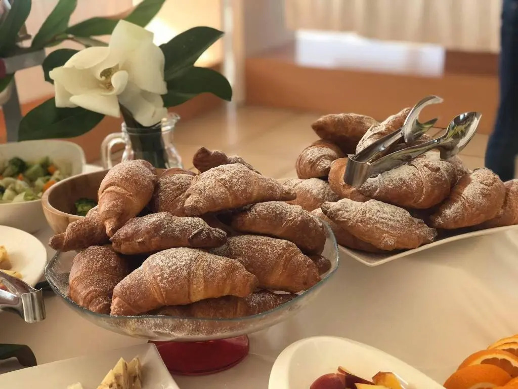 Fishta Hotel & Apartments