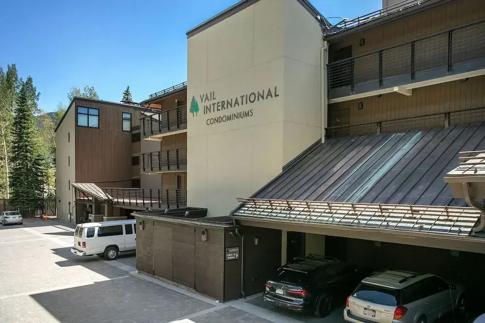 311 Vail International - 2 Br Condo