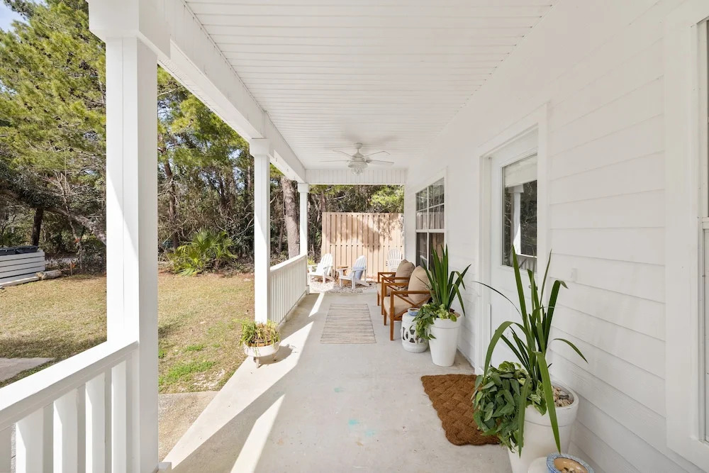 30A Beach House - Coconut Cottage by Panhandle Getaways