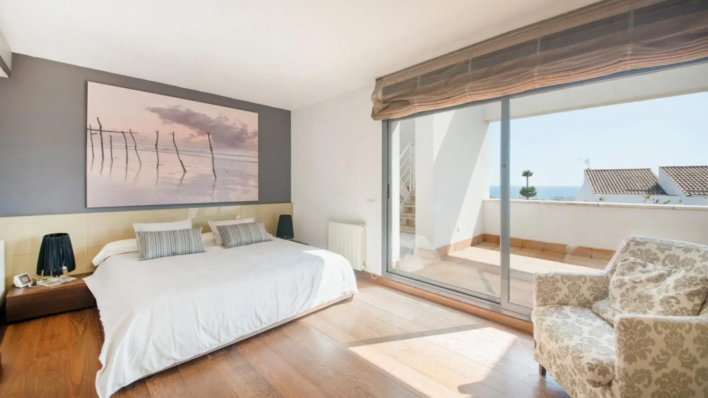 BFA 64 - CASA BROWN in Calafell
