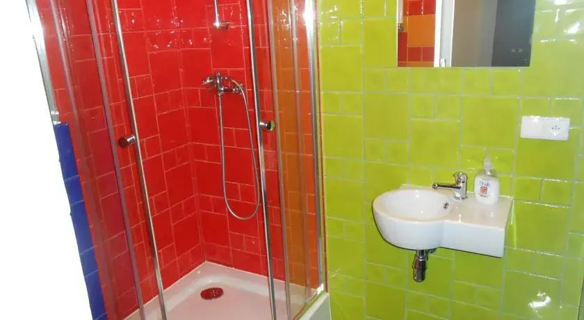 Lux Hostel - z prywatnymi łazienkami