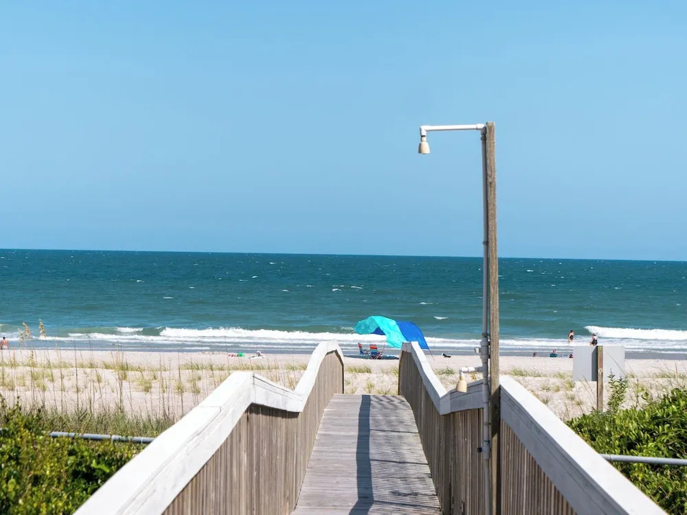 Sunshiny Daze by Topsail Realty