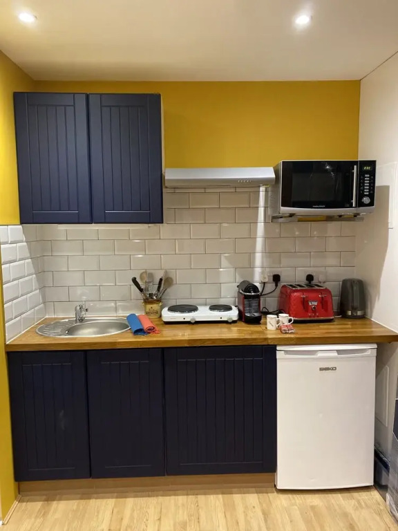 Immaculate Studio Apartment in North London