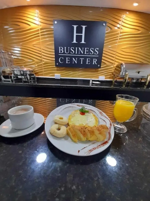 Hotel Business Center