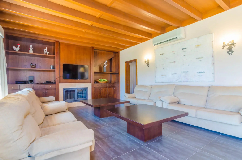 Finca Short De Conies 2