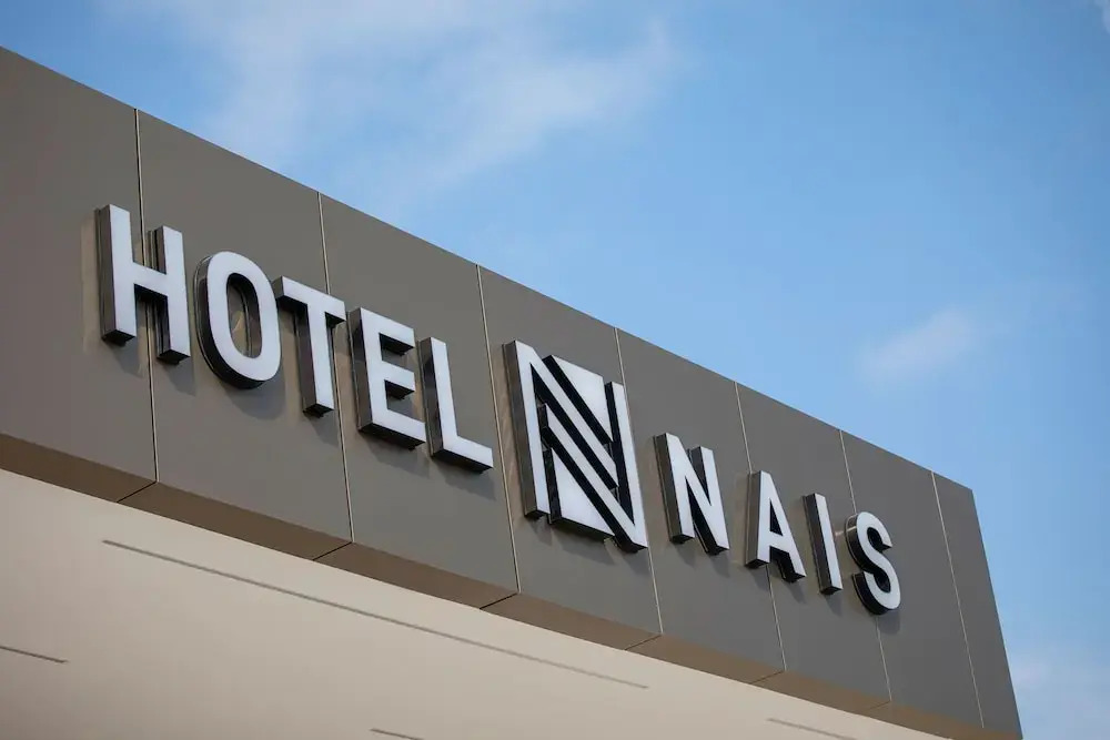 Hotel Nais