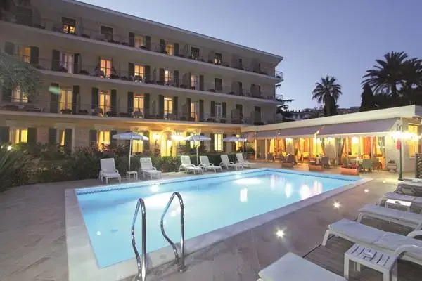 Hotel Paradiso