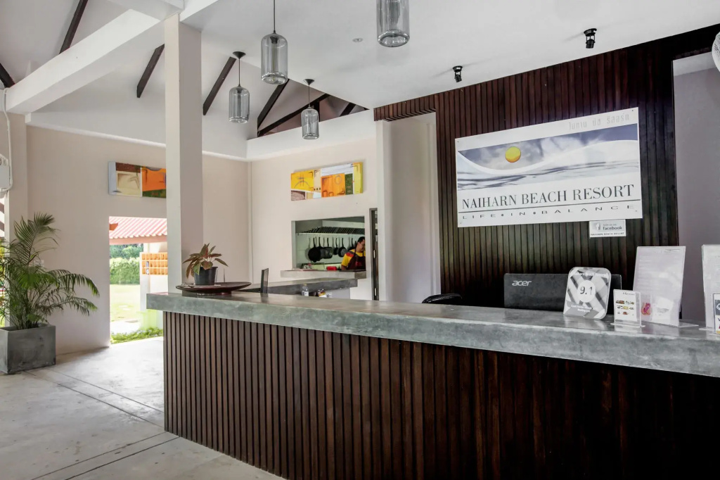 Naiharn Beach Resort - SHA Plus Extra
