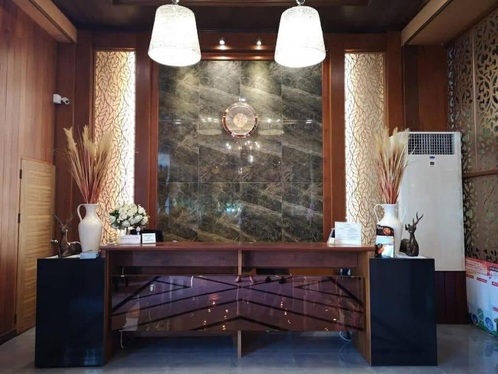 Lertthanee Hotel