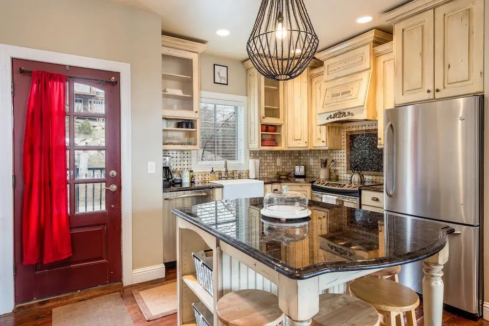 135 Street Steamboat Condo - 2 Br condo by RedAwning