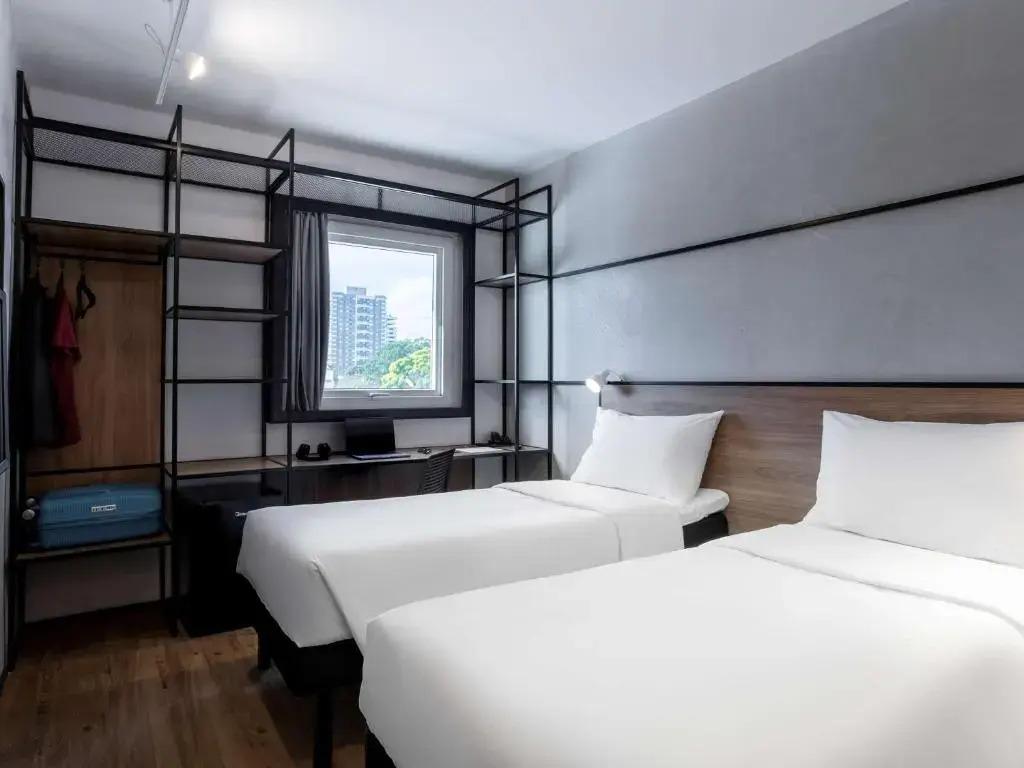 ibis Botucatu