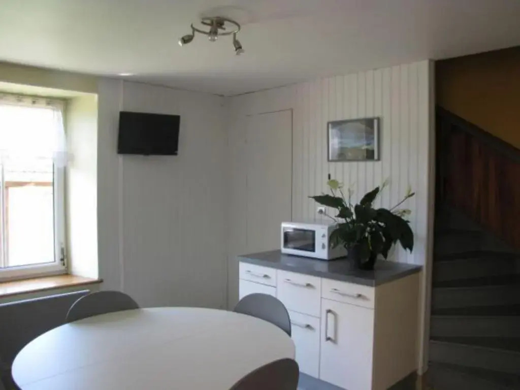 Gîte Granges-Aumontzey-Granges-sur-Vologne, 3 pièces, 4 personnes - FR-1-589-109