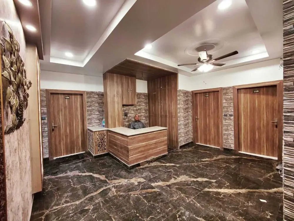 Hotel Royal Vrindavan