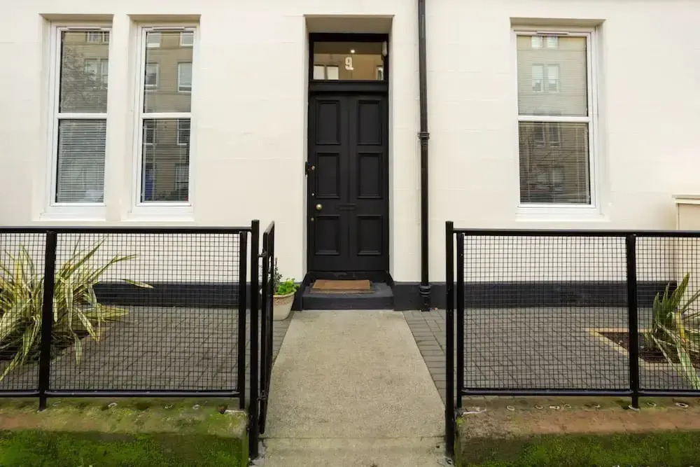 Stylish 2 Bedroom Apartment By Edinburgh Castle