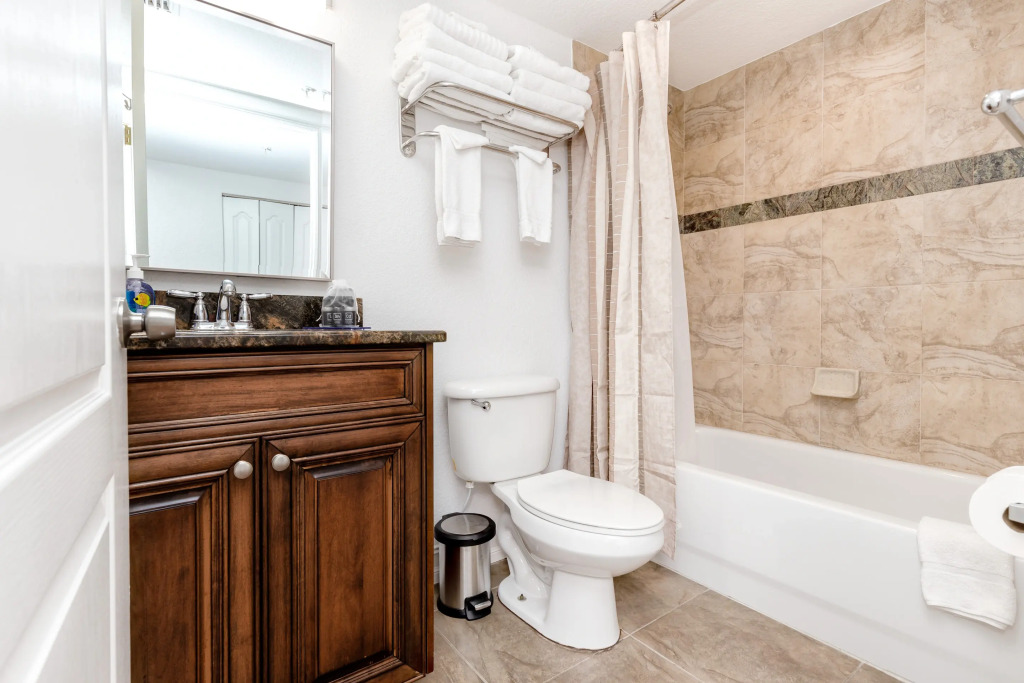 Luxury Spacious Penthouse Beach View Treasure Island Pool HotTub